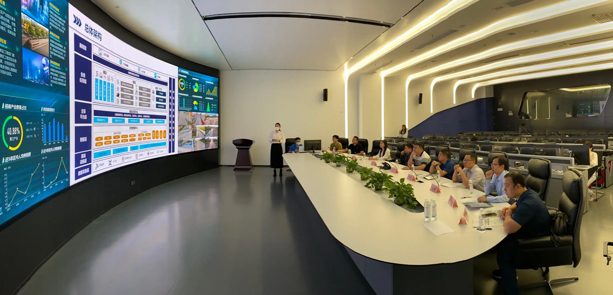 云拼接处理器助力安徽某环保科技集团指挥会议室