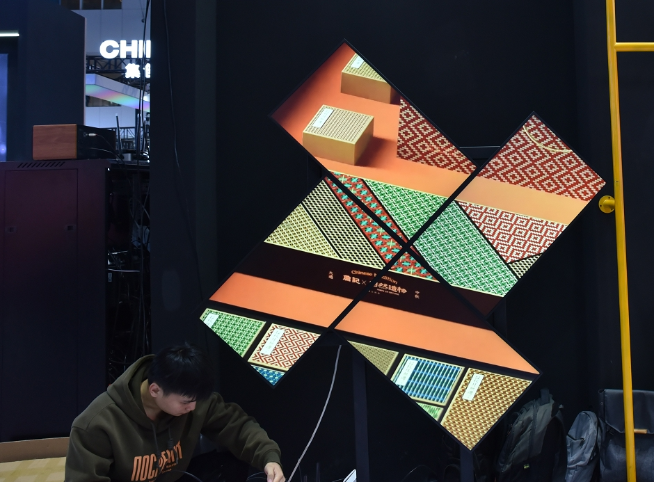 智能魔墙处理器打造LCD异形拼接